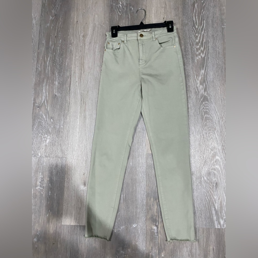Tractr mint green skinny jeans